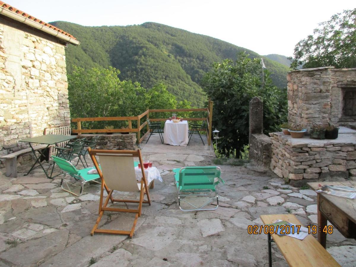 Viandanti, Artisti E Sognatori Bed & Breakfast Comano  Dış mekan fotoğraf