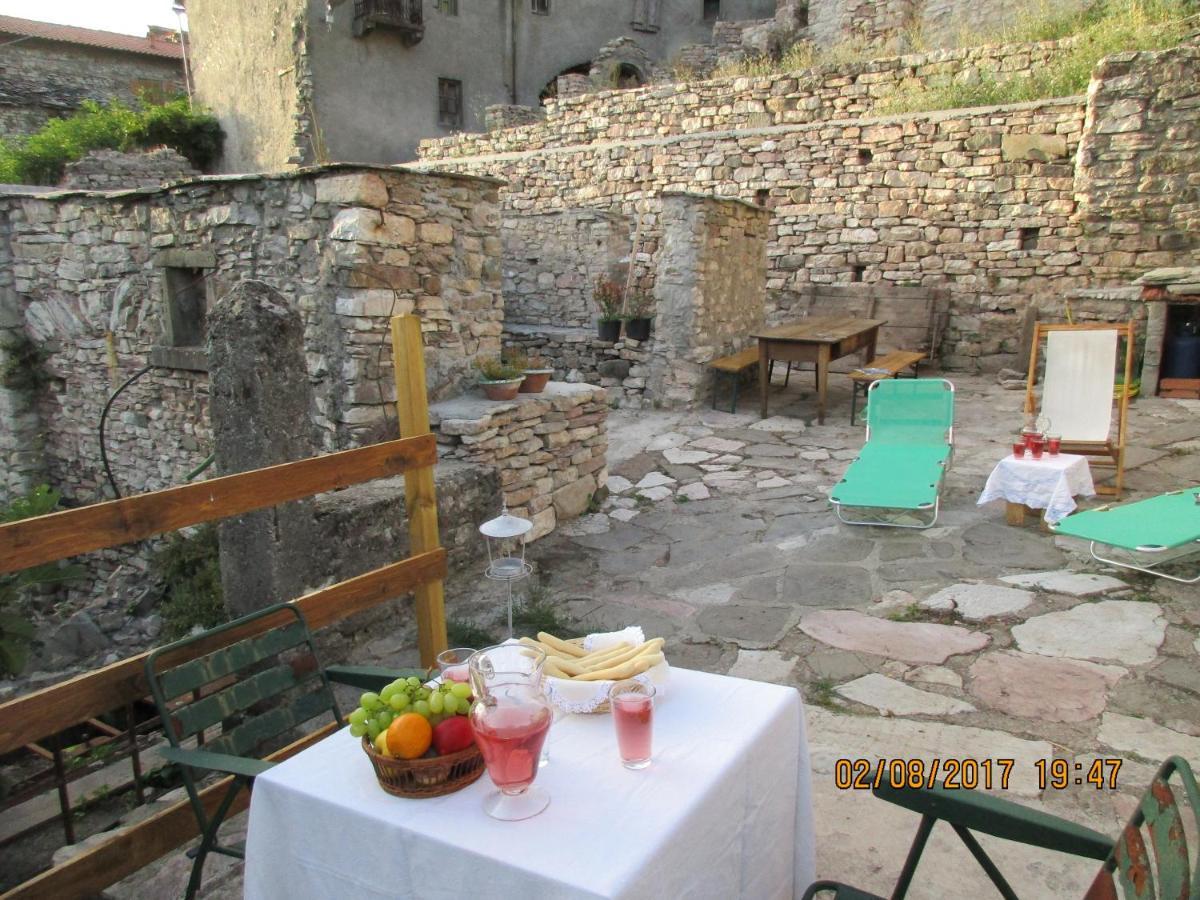 Viandanti, Artisti E Sognatori Bed & Breakfast Comano  Dış mekan fotoğraf