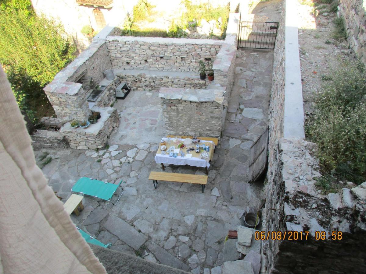 Viandanti, Artisti E Sognatori Bed & Breakfast Comano  Dış mekan fotoğraf